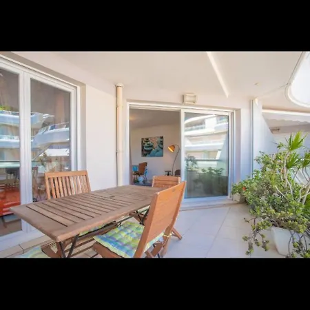 Apartment Superbe En Front De *