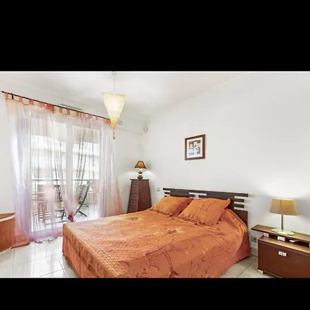 Appartement Superbe Front De