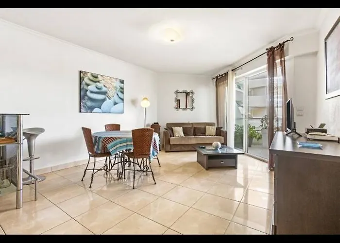 アパート Superbe Front De *